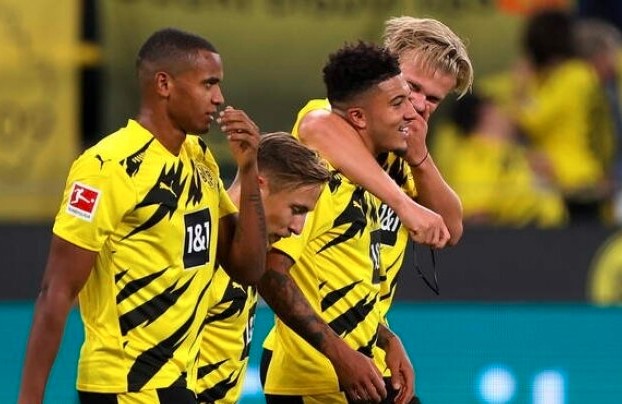 Arminia Bielefeld - Dortmund maçı resim