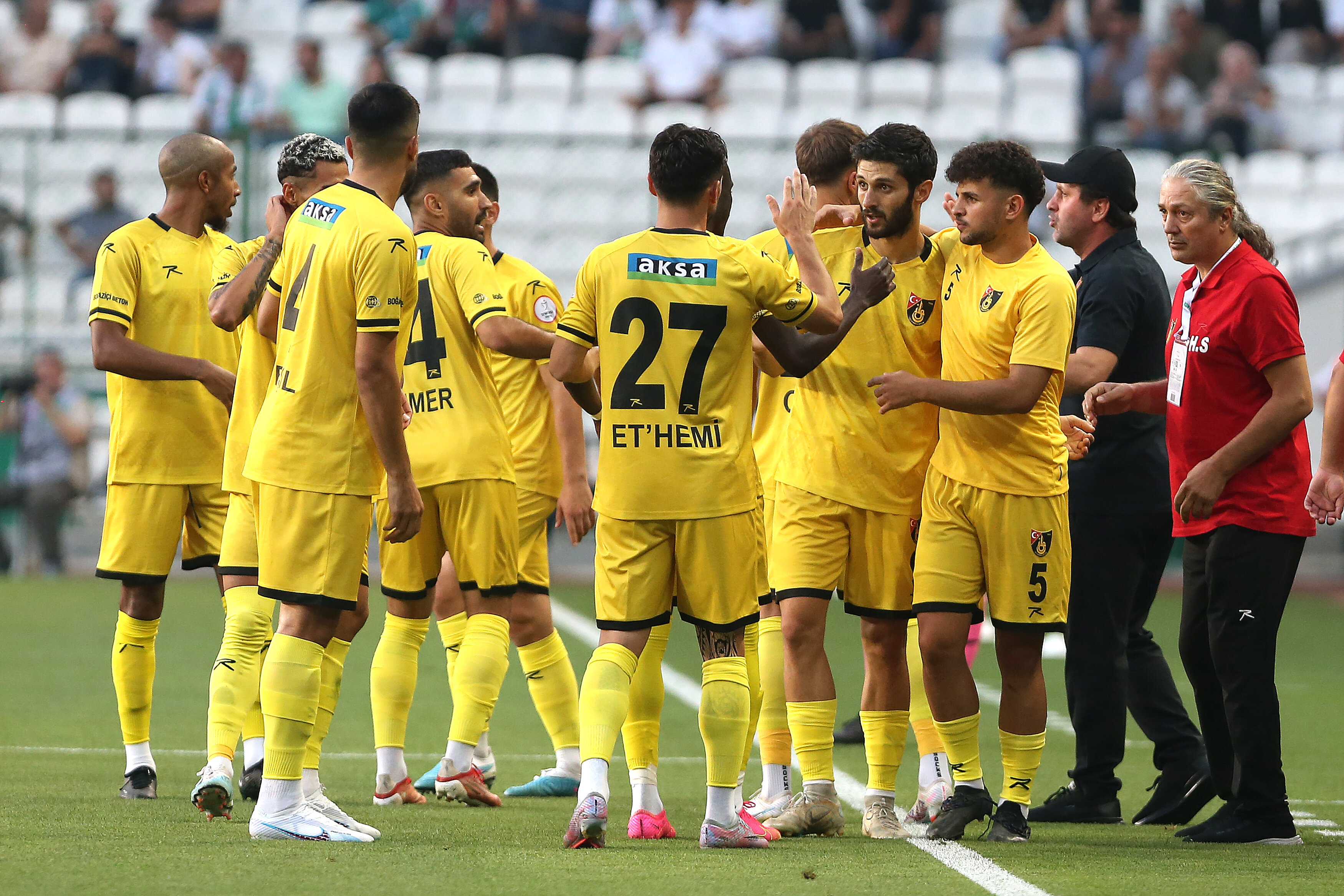 Istanbulspor-Kayserispor maçı resim