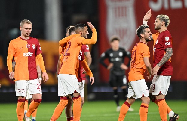 Galatasaray-Adana Demirspor ma�� resim