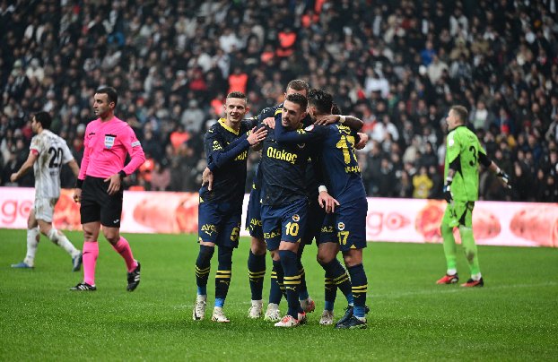 Fenerbahce-Spartak Trnava ma�� resim
