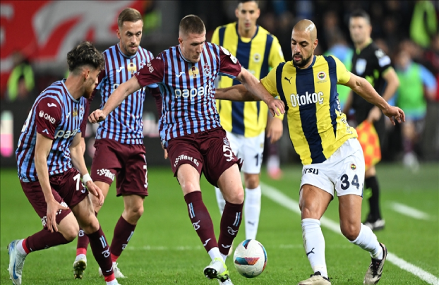 Fenerbah�e-Trabzonspor ma�� resim