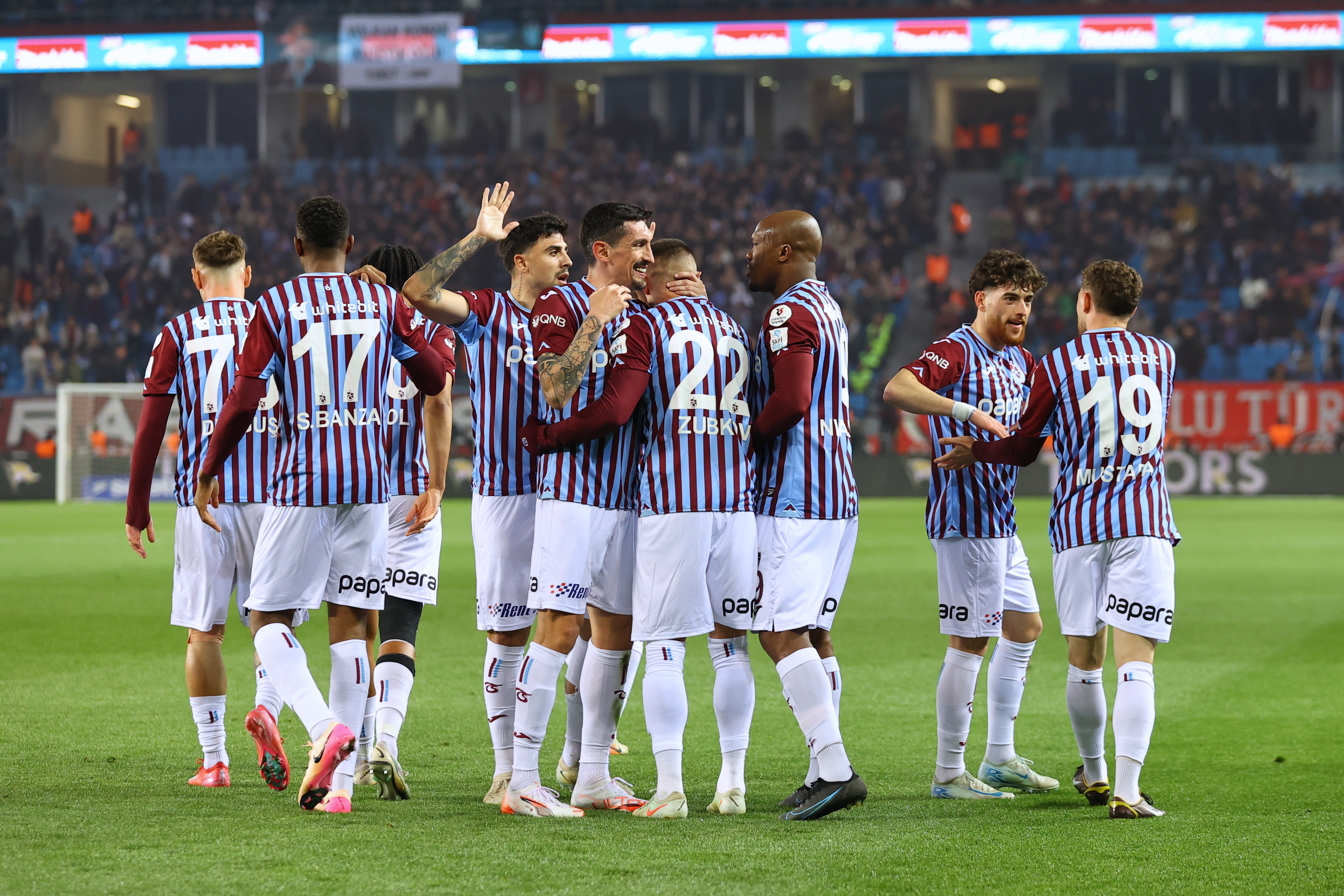 Adana Demirspor-Trabzonspor ma�� resim