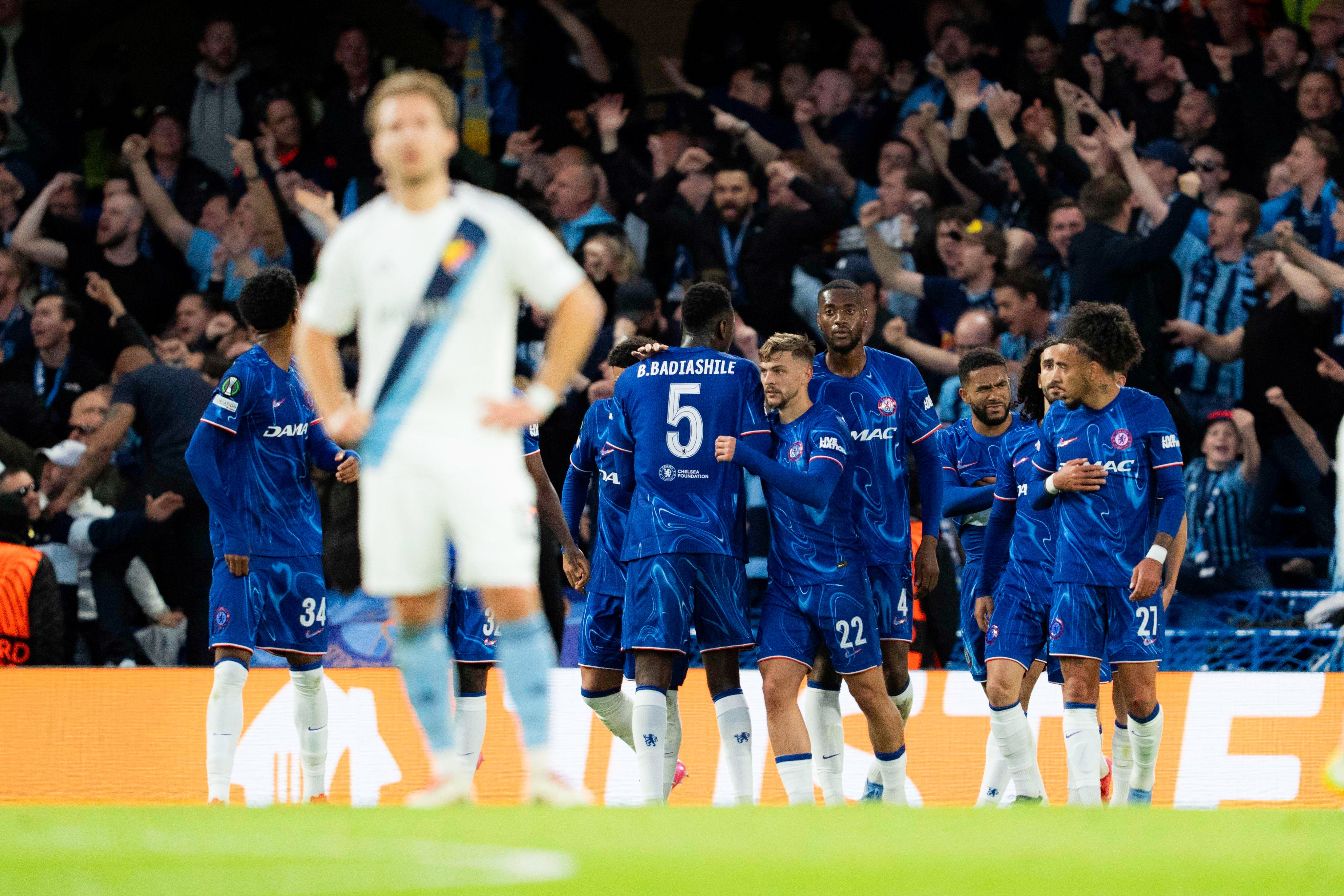 Esperance-Chelsea maçı resim