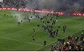 Fransa'da ortal�k kar��t�: �ki ma�ta sahaya girdiler!