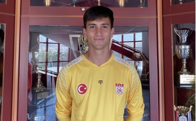 Sivasspor yeni kalecisini Fenerbahçe'den aldı