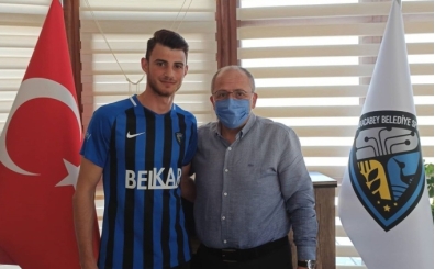Sivasspor, kaleci Hseyin Arslan' transfer etti