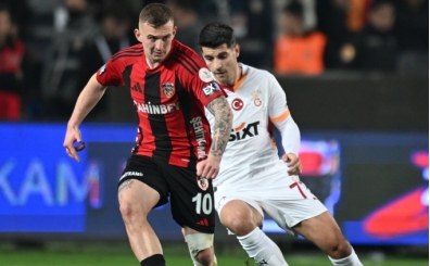 Galatasaray'ın Süper Lig'den hedefi: Kacper Kozlowski!