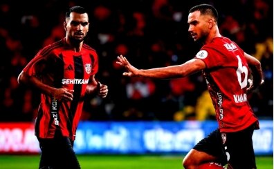Trabzonspor, 2+1 yıllık sözleşmeyi imzalattı