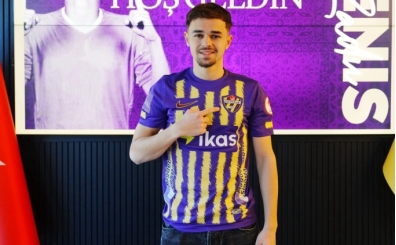 Ey�pspor'dan sa� bek takviyesi: Denis Razvan Radu