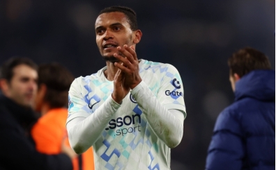 Inter, Akanji'nin tapusunu al�yor